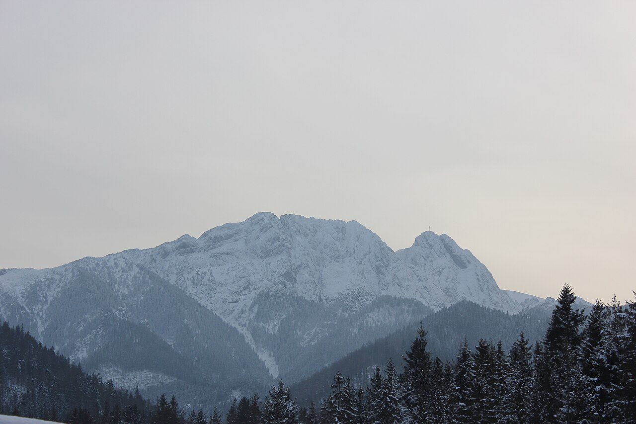 Widok na Giewont z Zakopanego