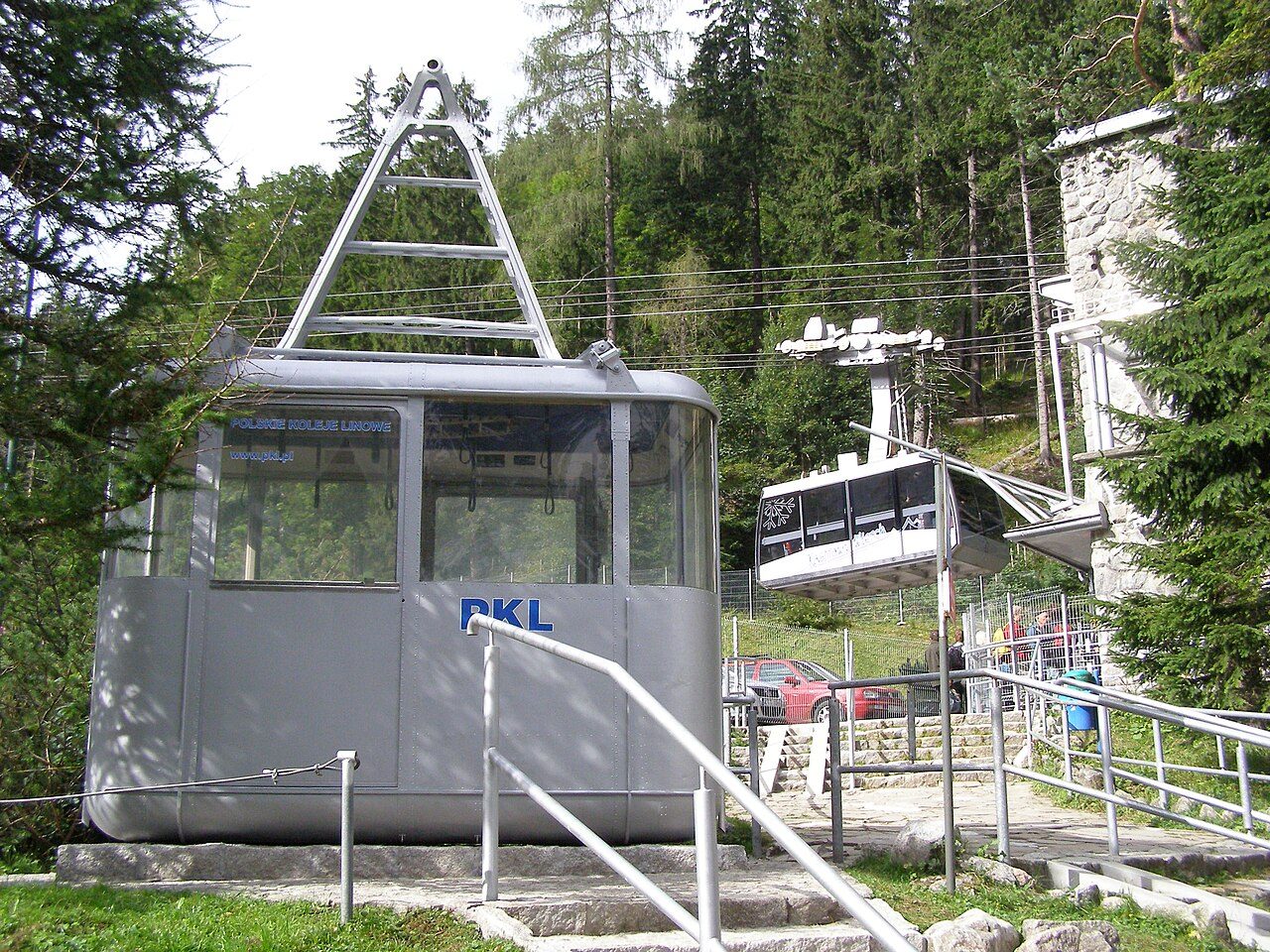 Dolna stacja kolejki na Kasprowy Wierch w Kuźnicach